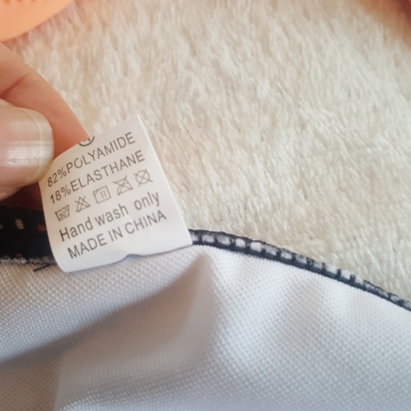 Coral and paisley print bikini - Picture 6 of 7